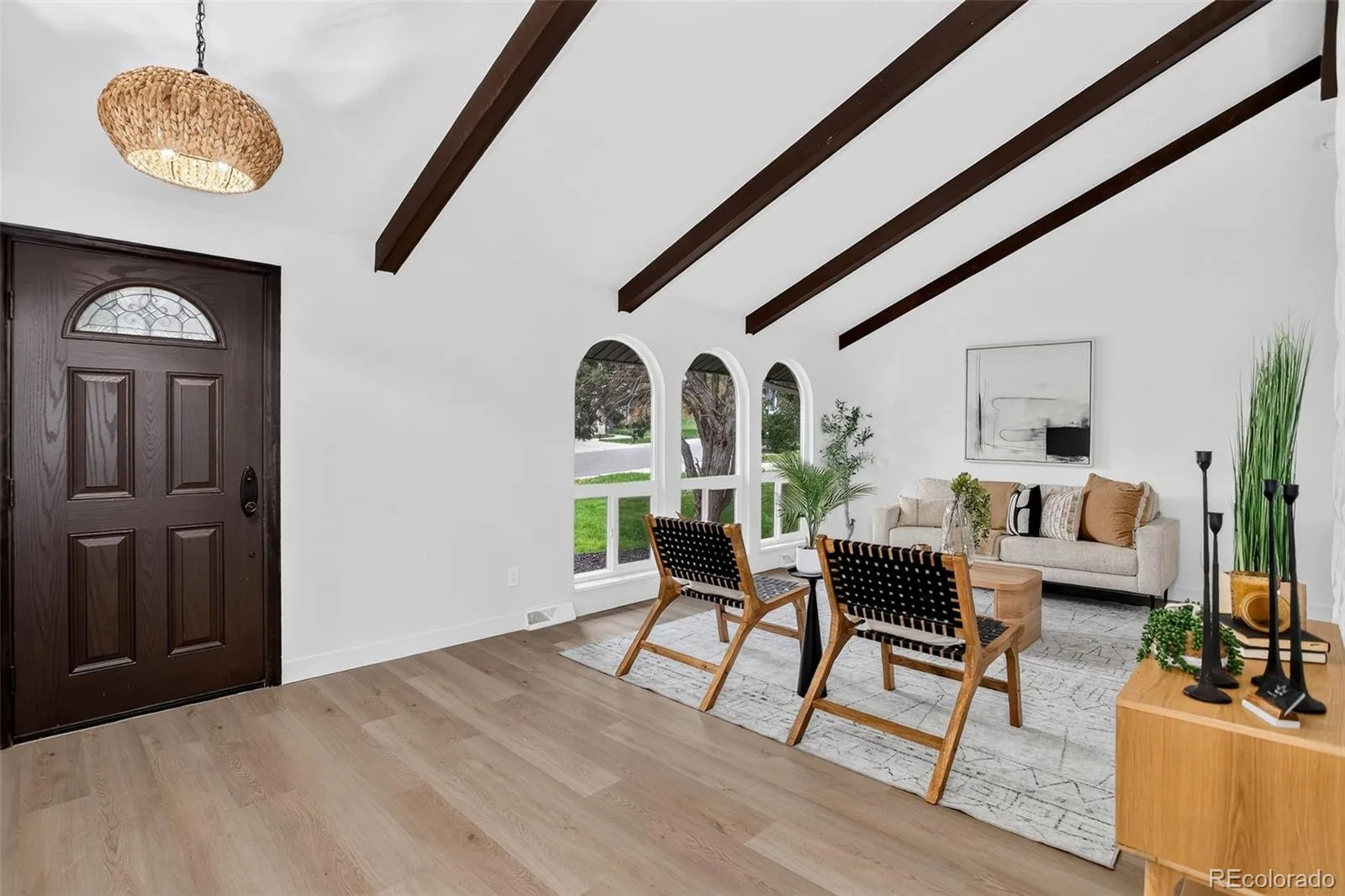 4084 S Willow Way Denver CO 80237 | MLS #REC5192505 10142026205801 1600 2