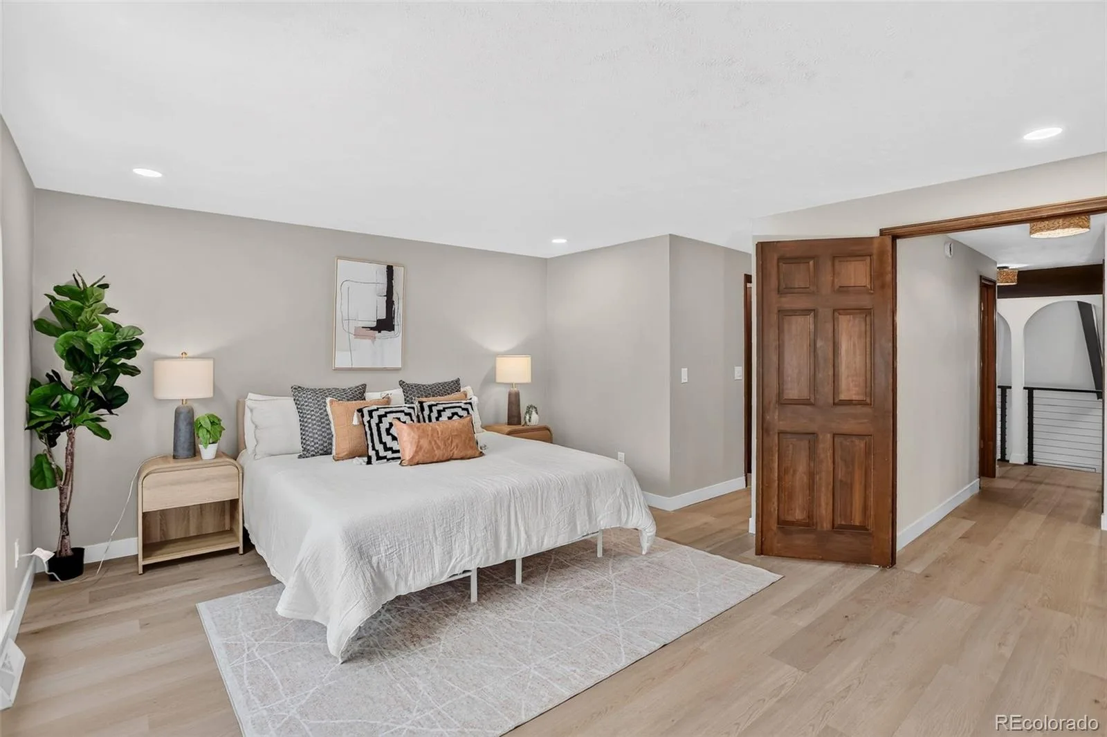 4084 S Willow Way Denver CO 80237 | MLS #REC5192505 10142026205801 1600 22