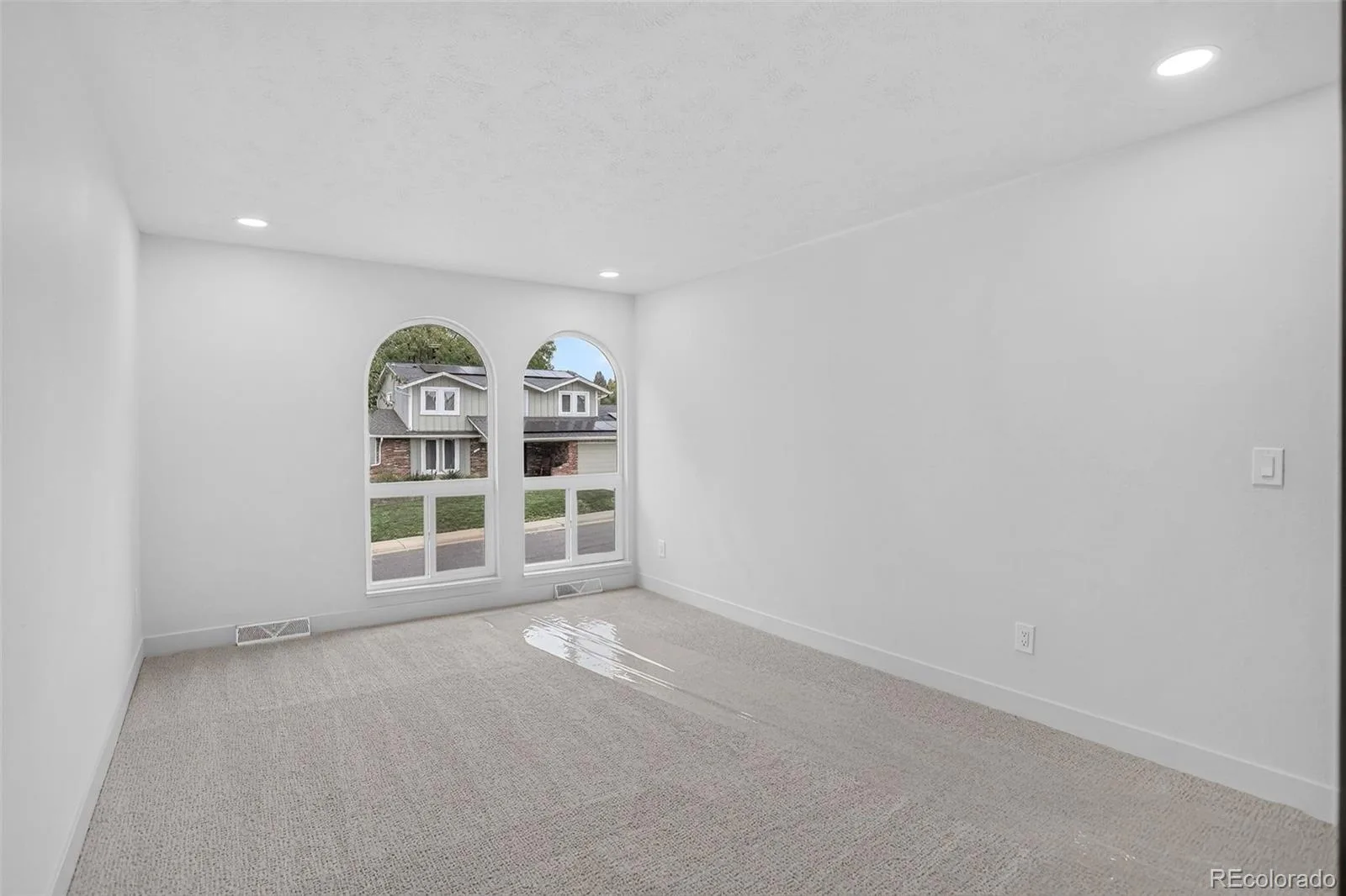 4084 S Willow Way Denver CO 80237 | MLS #REC5192505 10142026205801 1600 27