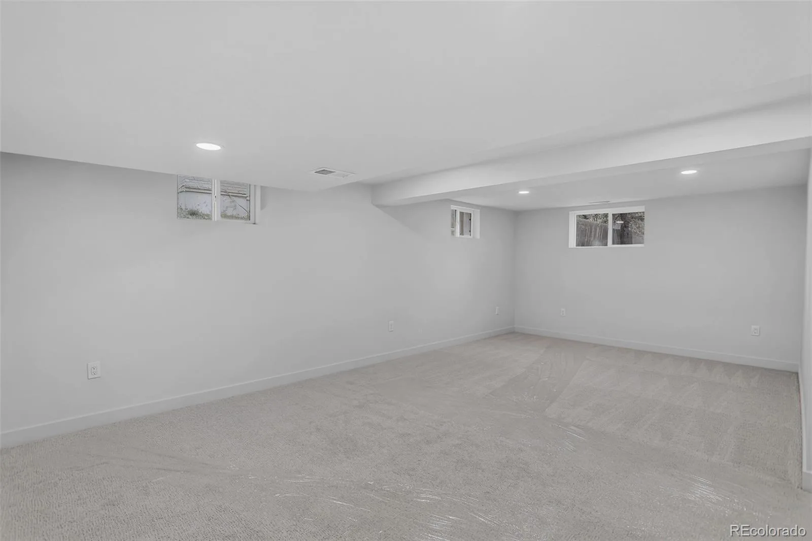 4084 S Willow Way Denver CO 80237 | MLS #REC5192505 10142026205801 1600 32