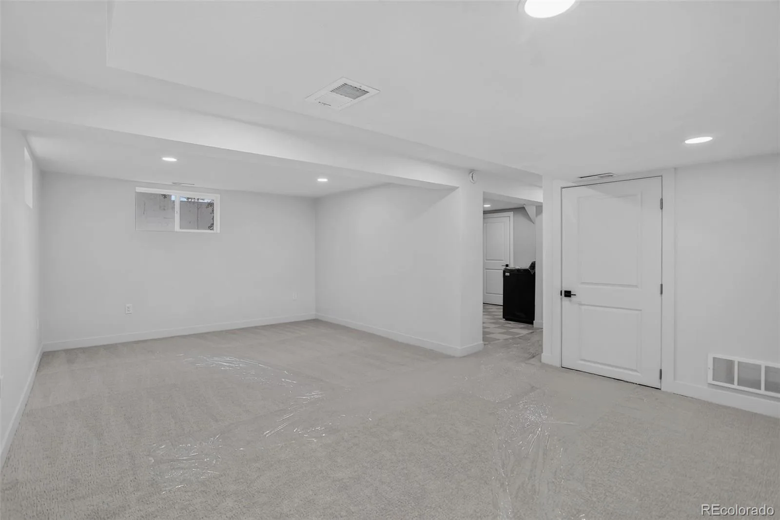4084 S Willow Way Denver CO 80237 | MLS #REC5192505 10142026205801 1600 33
