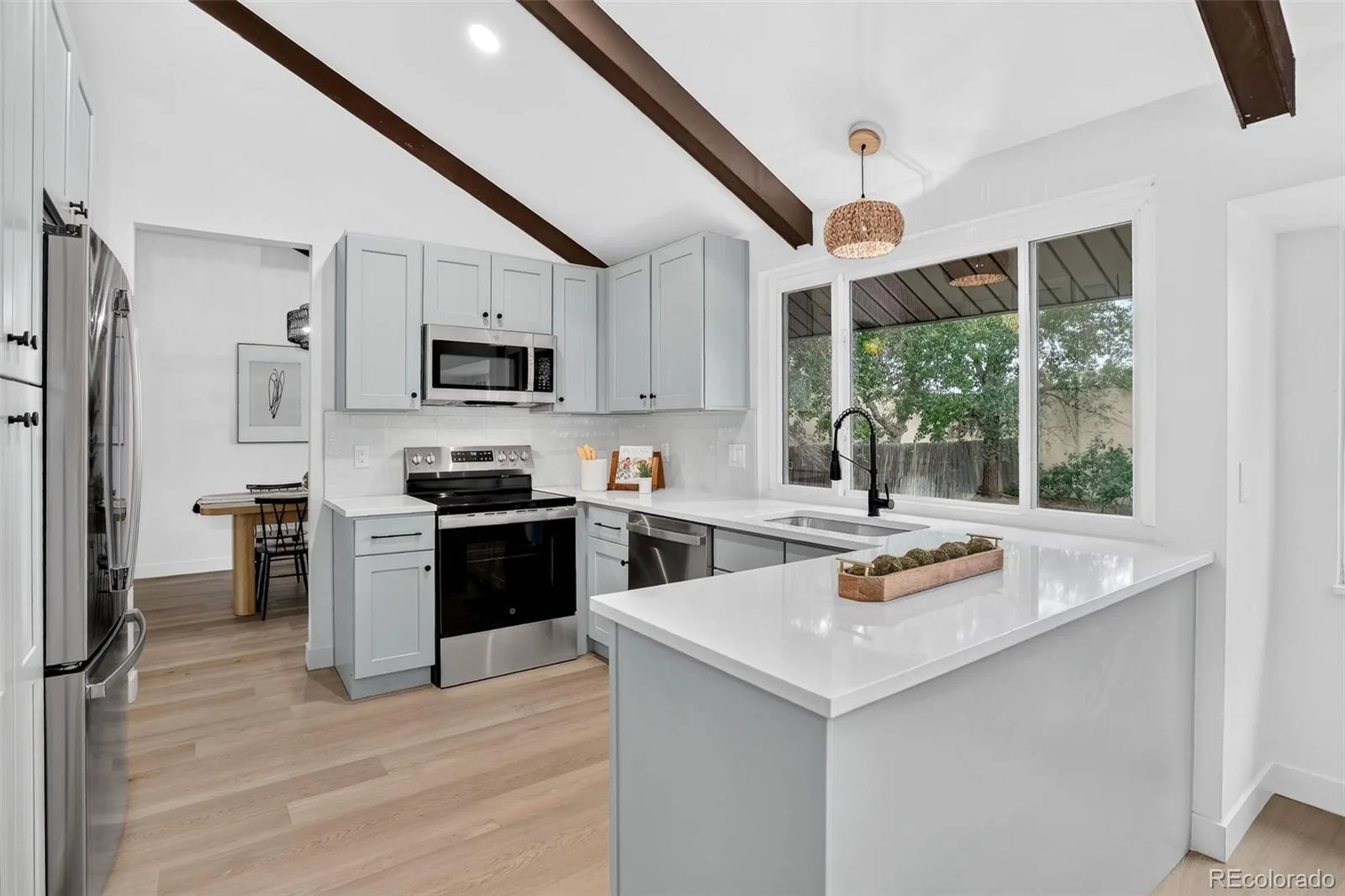 4084 S Willow Way Denver CO 80237 | MLS #REC5192505 10142026205801 1600 8