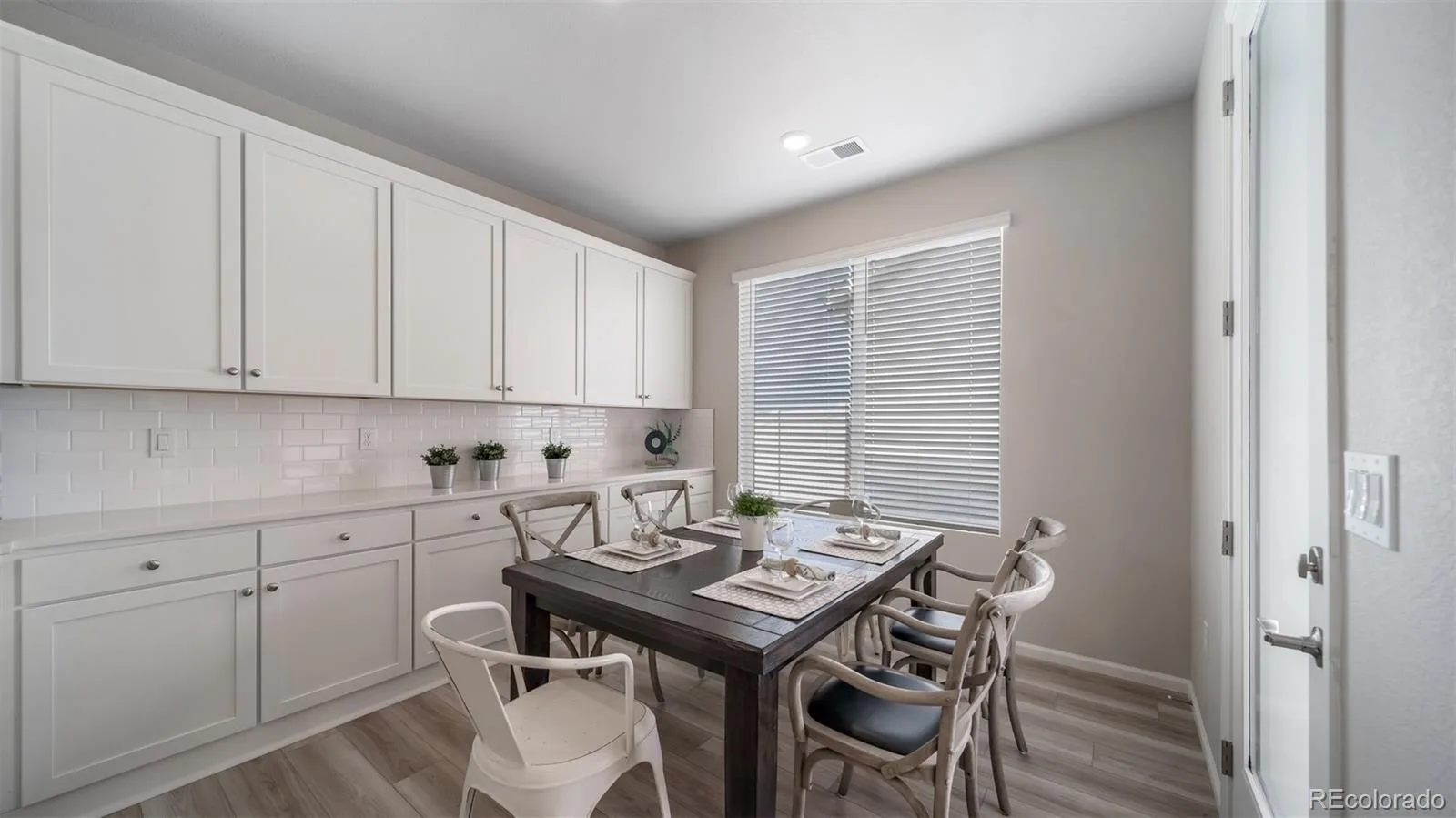 22113 E 49th Place Aurora CO 80019 | MLS #REC5192739 09262026165036 1600 16