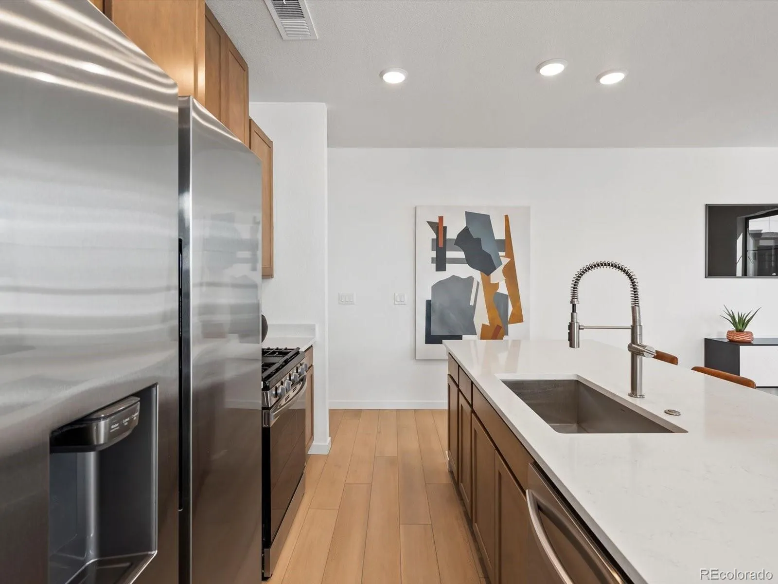 2062 S Holly Street #2 Denver CO 80222 MLS #REC5194767 05232026094419 1600 11