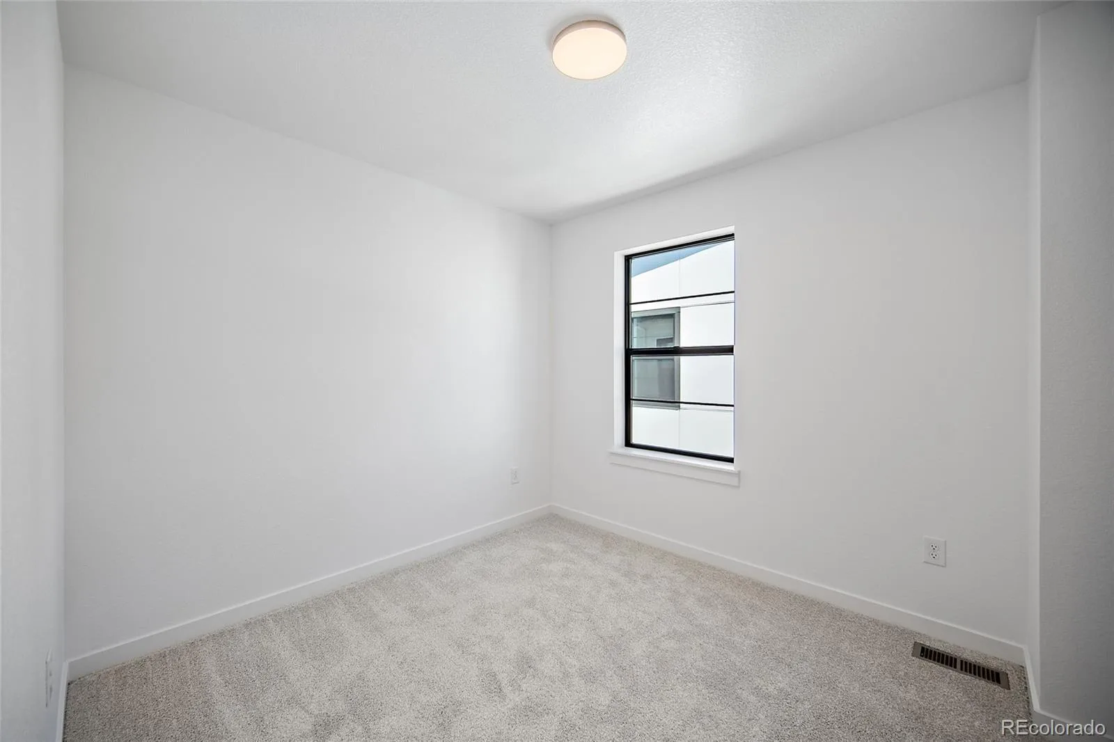 2062 S Holly Street #2 Denver CO 80222 MLS #REC5194767 07172026164639 1600 14