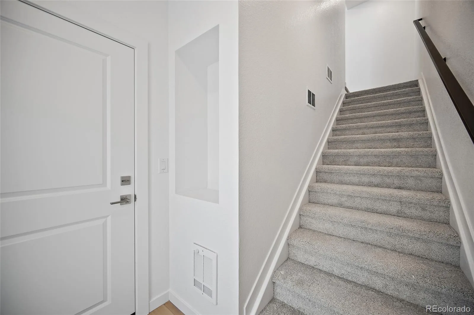 2062 S Holly Street #2 Denver CO 80222 MLS #REC5194767 07172026164639 1600 24