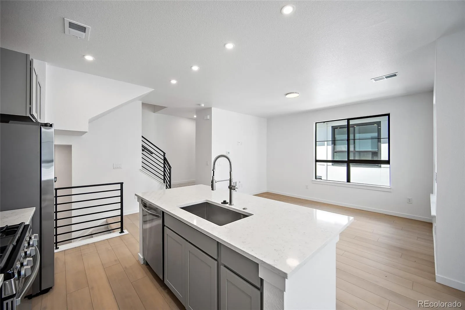 2062 S Holly Street #2 Denver CO 80222 MLS #REC5194767 07172026164639 1600 5