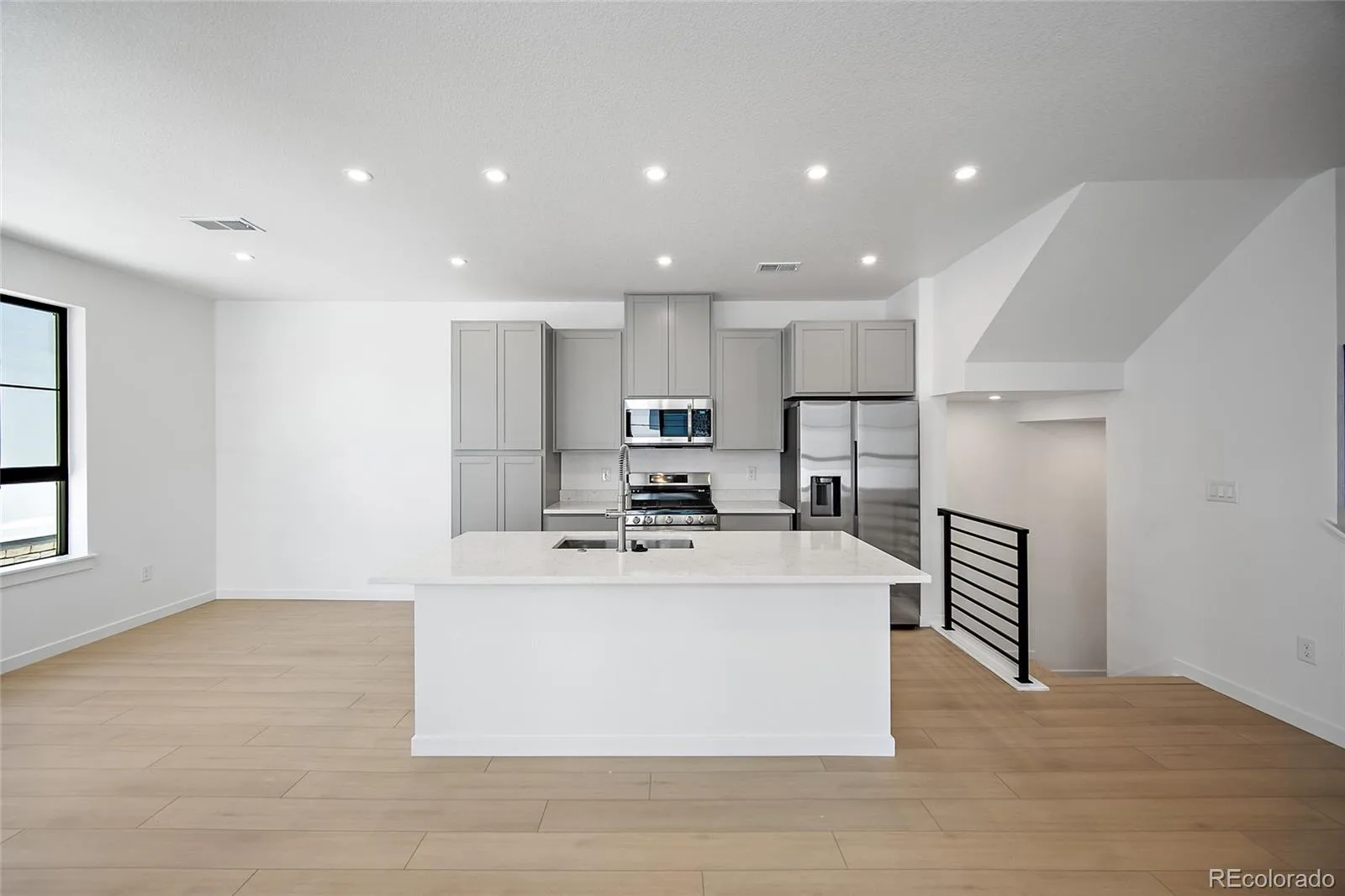 2062 S Holly Street #2 Denver CO 80222 MLS #REC5194767 07172026164639 1600 6