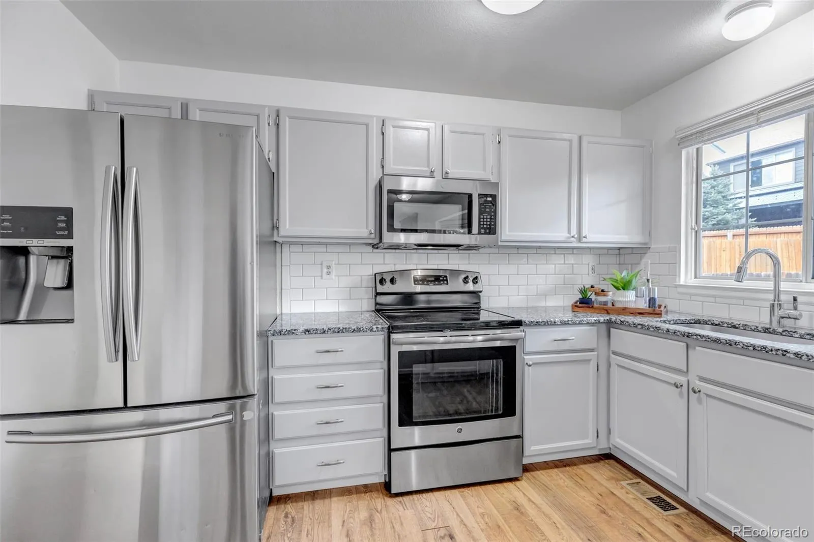 19284 E Amherst Drive Aurora CO 80013 MLS #REC5195016 05092026235215 1600 13
