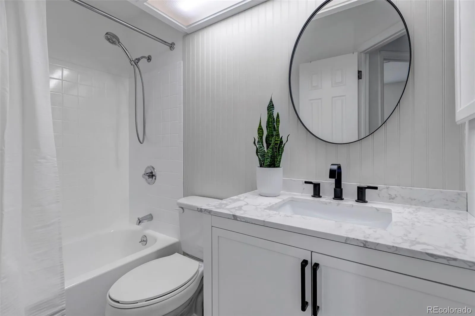 19284 E Amherst Drive Aurora CO 80013 MLS #REC5195016 05092026235215 1600 25