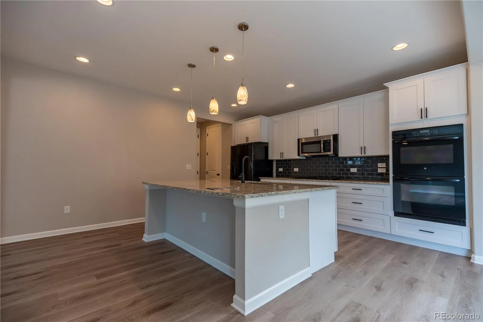 2389 Mccracken Lane Castle Rock CO 80104 | MLS #REC5195745 08192026163505 1600 4
