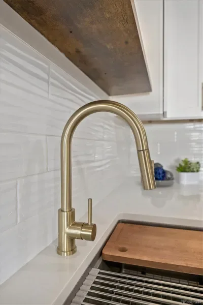 580 S Clinton Street #6C Denver CO 80247 MLS #REC5196274 03132026054903 800 5