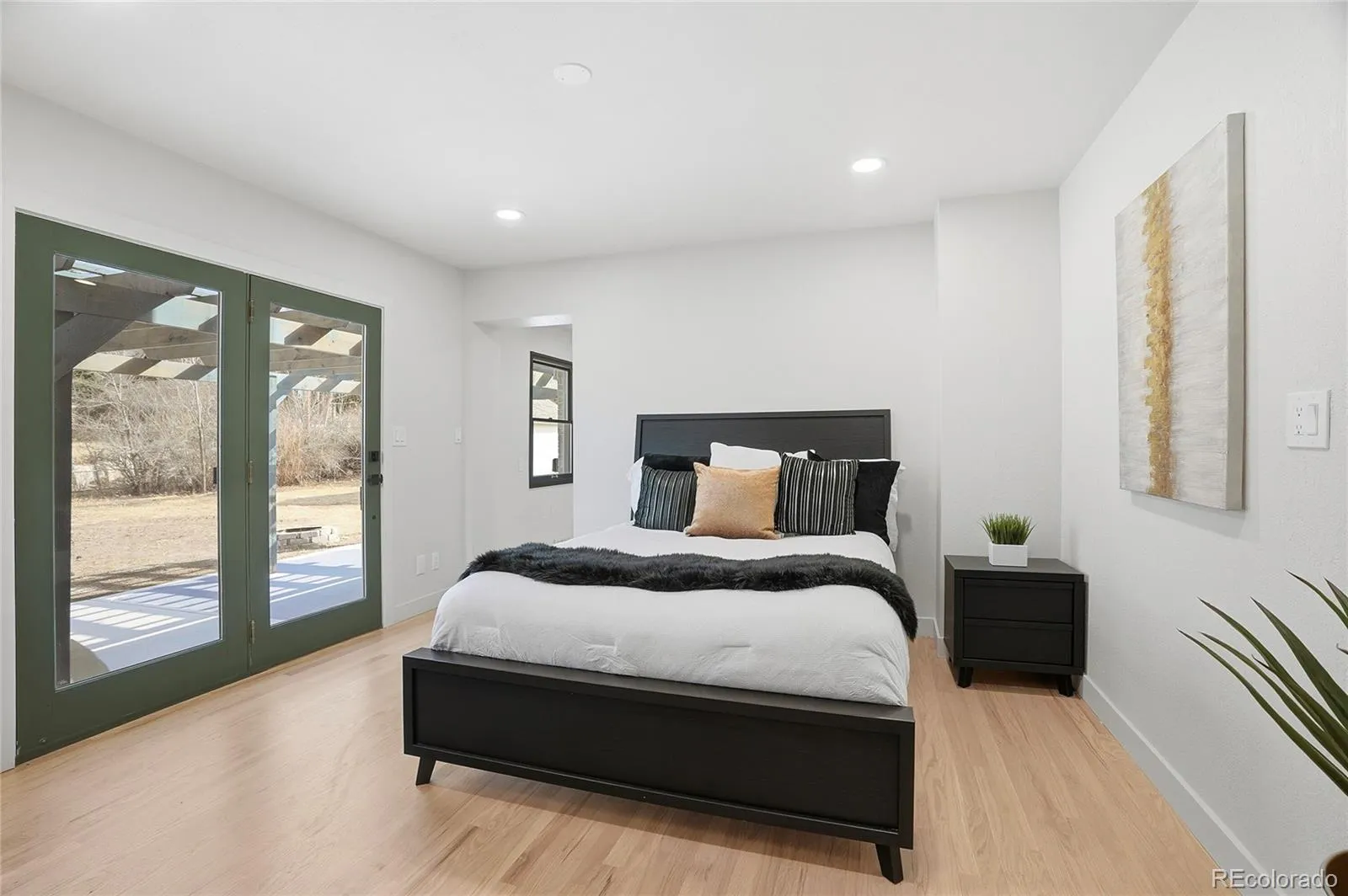 04062026040220 1600 13