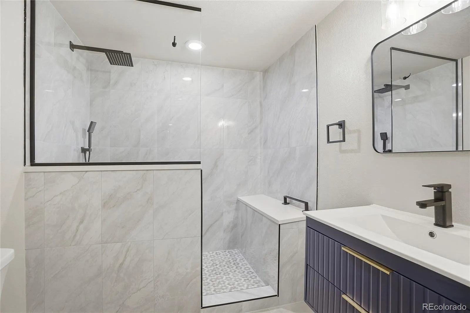 04062026040220 1600 29