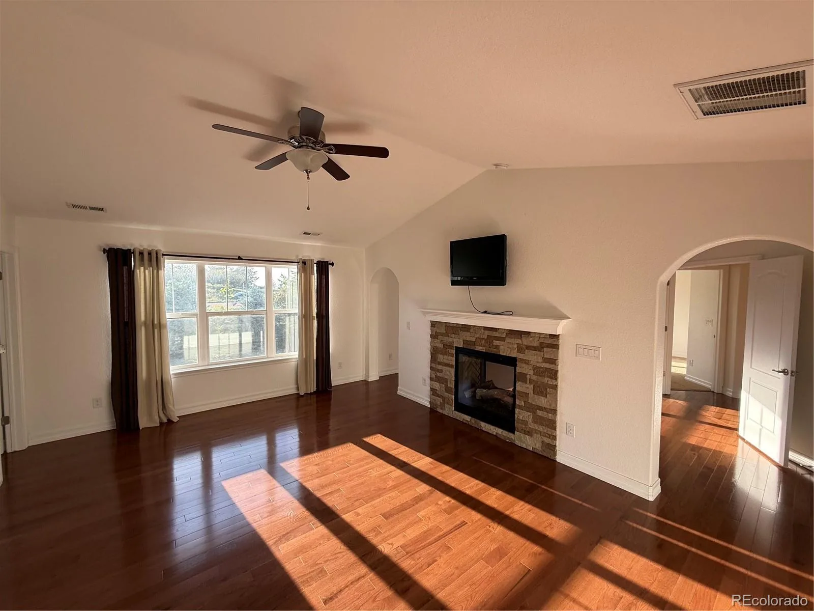 26004 E Elmhurst Place Aurora CO 80016 | MLS #REC5200481 07182026212438 1600 26