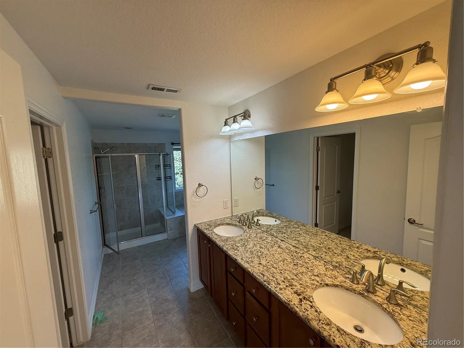 26004 E Elmhurst Place Aurora CO 80016 | MLS #REC5200481 07182026212438 1600 29