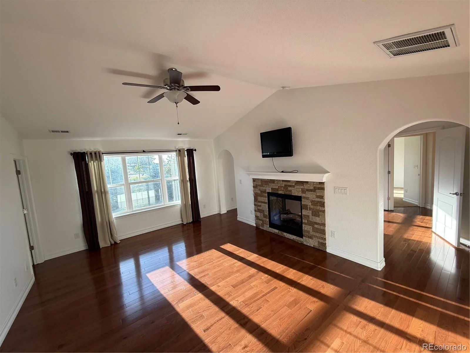 26004 E Elmhurst Place Aurora CO 80016 | MLS #REC5200481 07182026212438 1600 31