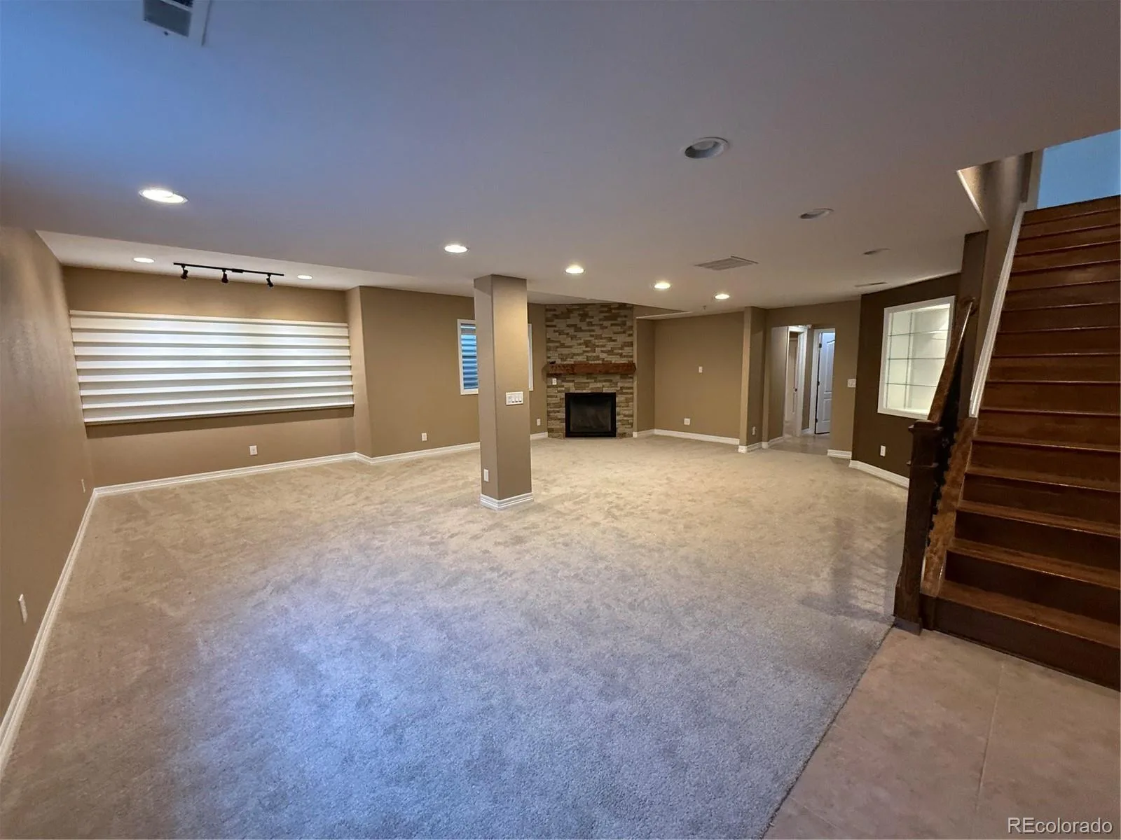 26004 E Elmhurst Place Aurora CO 80016 | MLS #REC5200481 07182026212438 1600 35