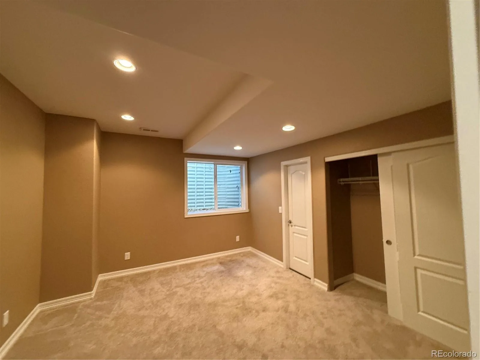 26004 E Elmhurst Place Aurora CO 80016 | MLS #REC5200481 07182026212438 1600 36