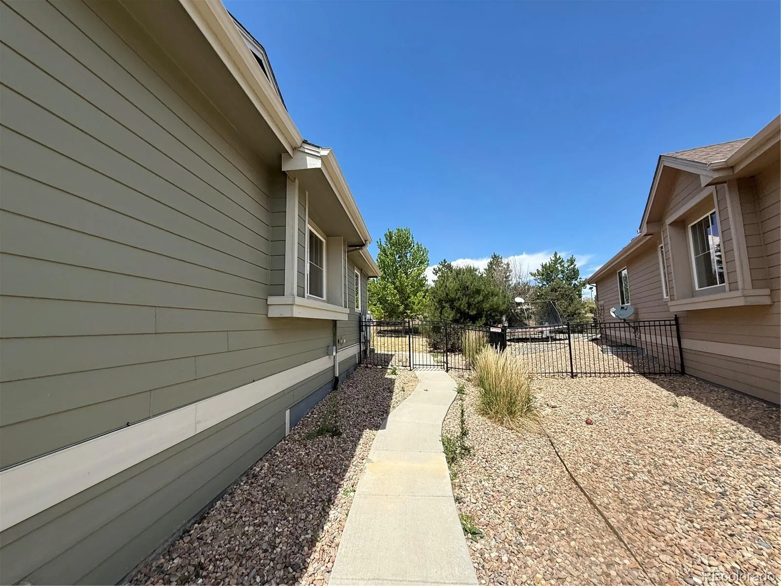 26004 E Elmhurst Place Aurora CO 80016 | MLS #REC5200481 07182026212438 1600 7
