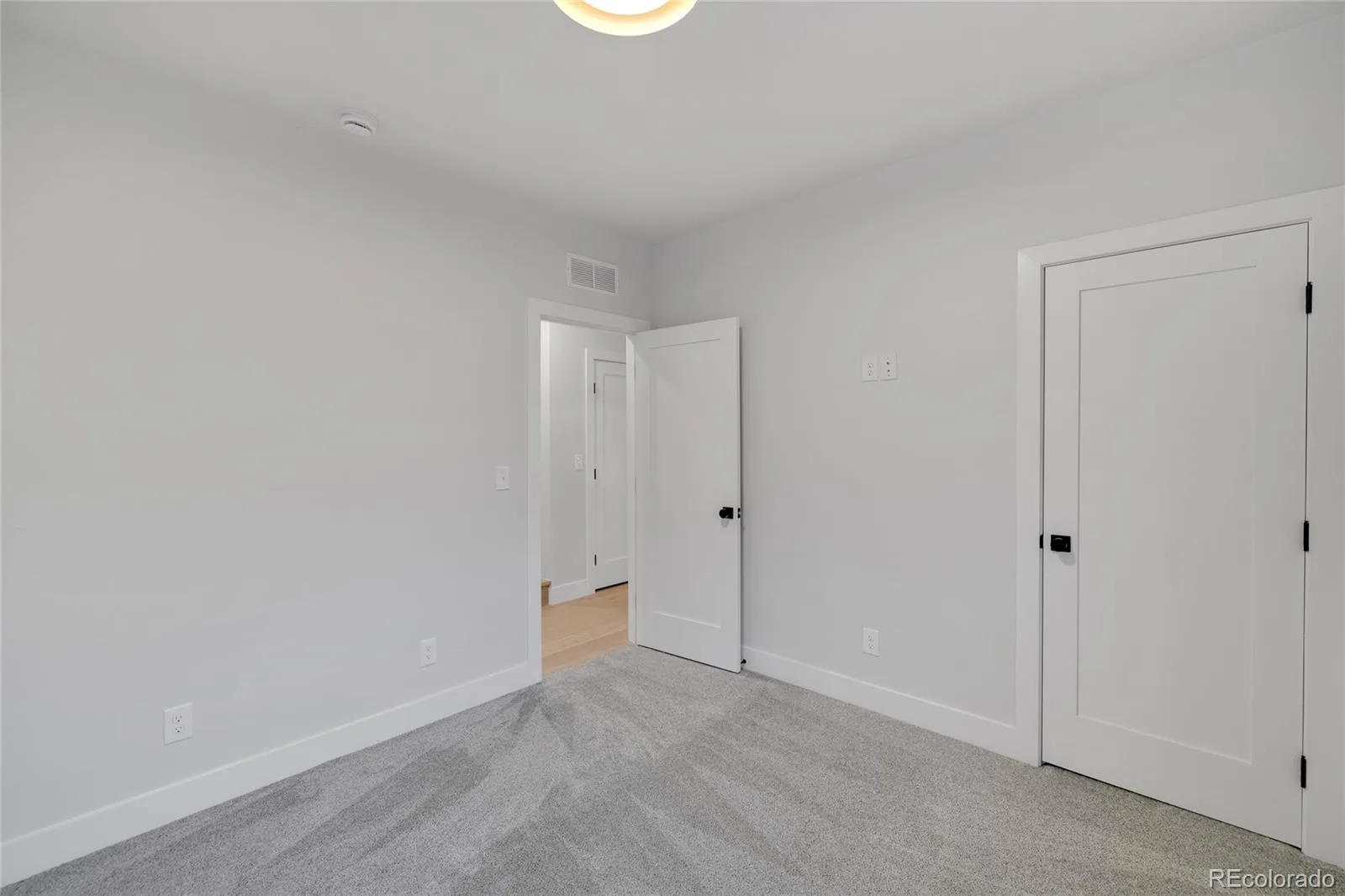 2339 N Irving Denver CO 80211 | MLS #REC5204725 08202026211606 1600 33