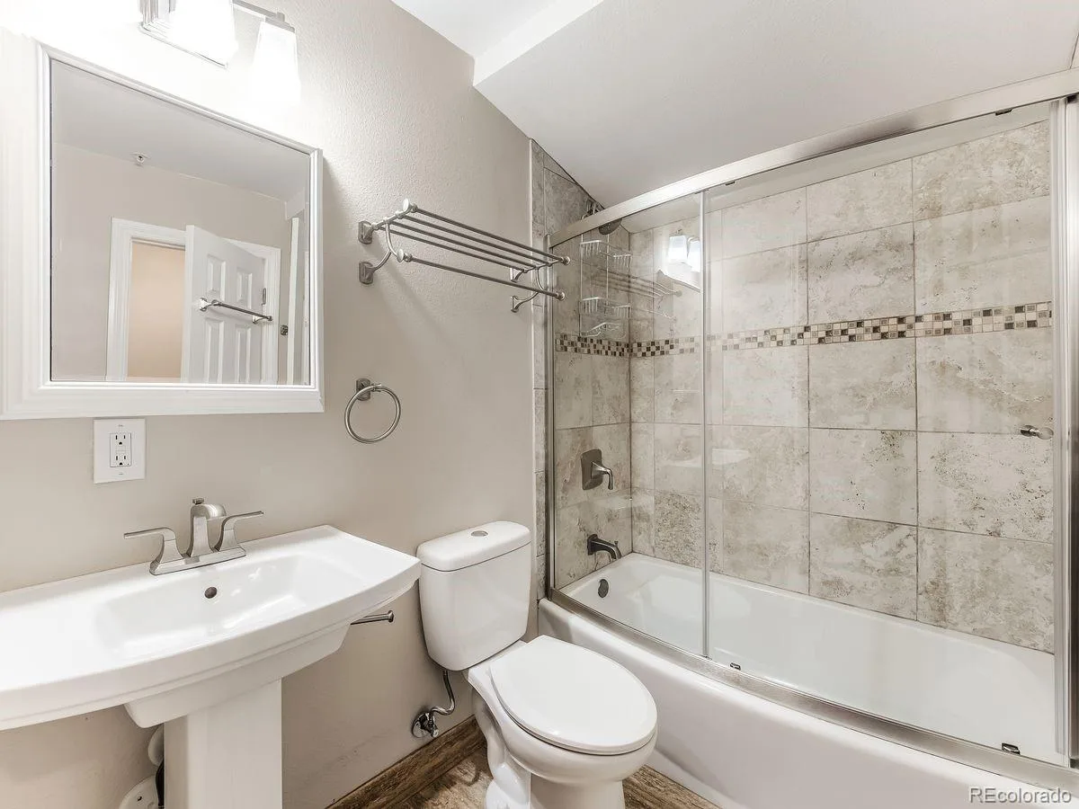1641 Washington Street #G Denver CO 80203 MLS #REC5204800 07092026223634 1200 23