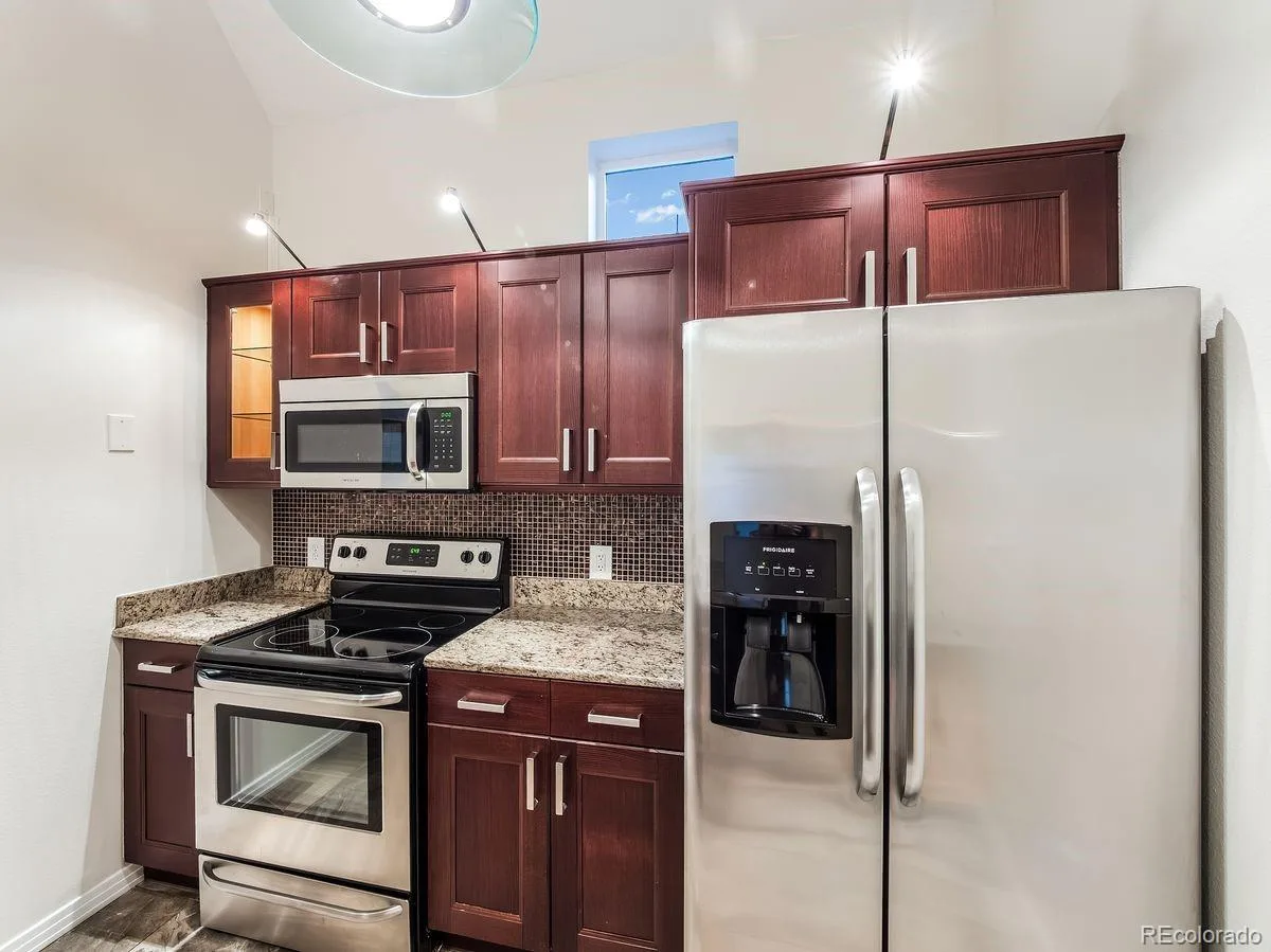 1641 Washington Street #G Denver CO 80203 MLS #REC5204800 07092026223634 1200 8