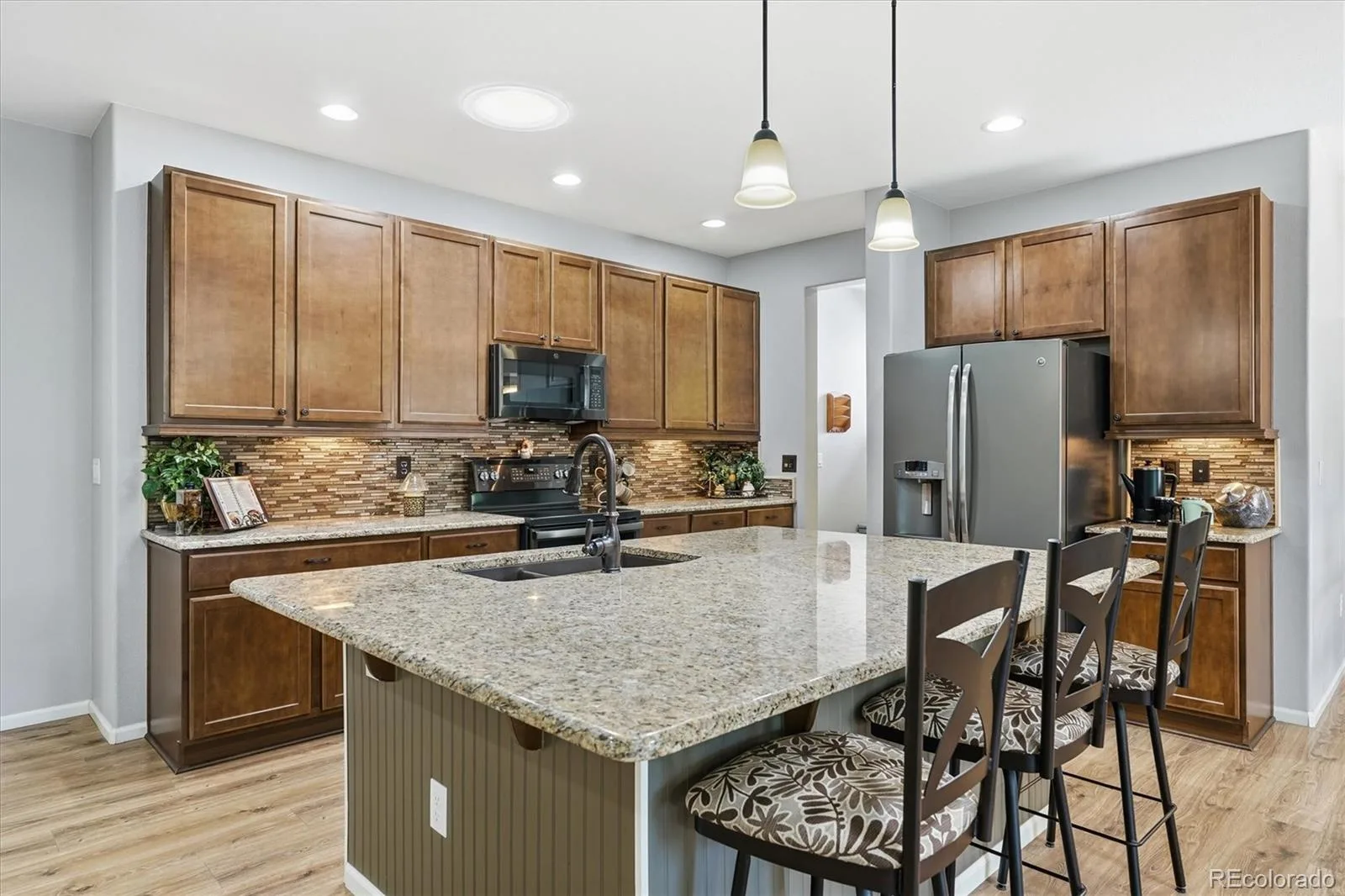 9332 Pike Way Arvada CO 80007 MLS #REC5205044 06162026172912 1600 7