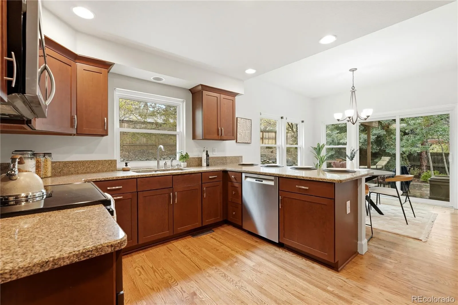 204 Corby Place Castle Pines CO 80108 MLS #REC5205349 05222026221043 1600 8