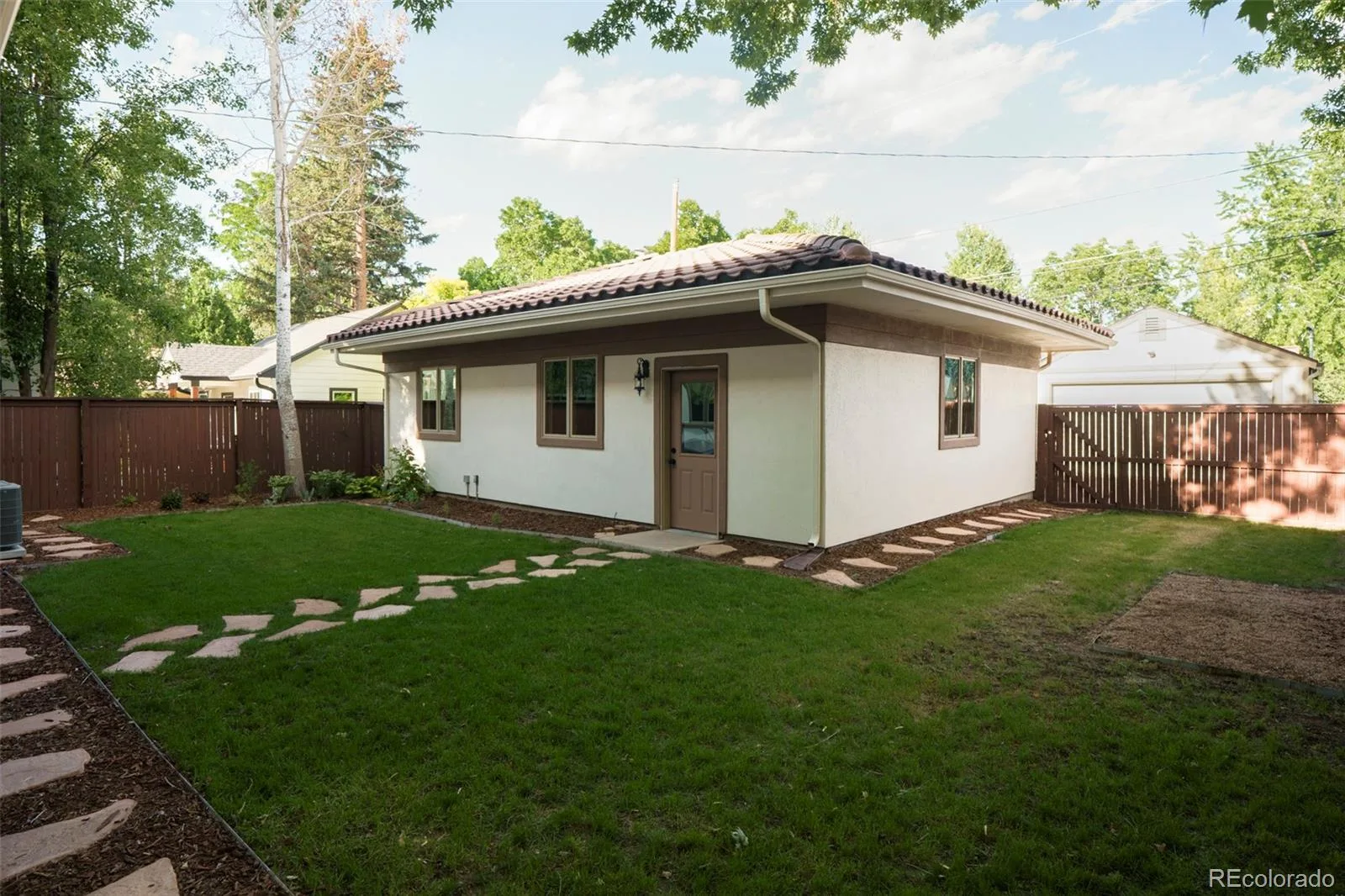 1026 S Cook Street Denver CO 80209 MLS #REC5205730 06202026054955 1600 33
