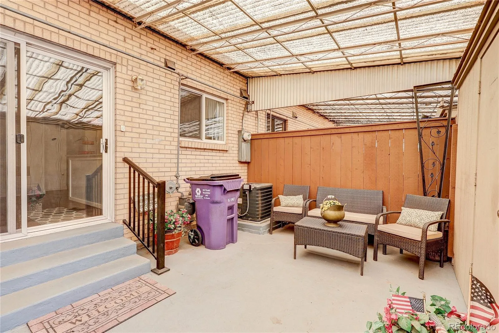 3935 S Boston Denver CO 80237 | MLS #REC5209794 06042026141620 1600 17
