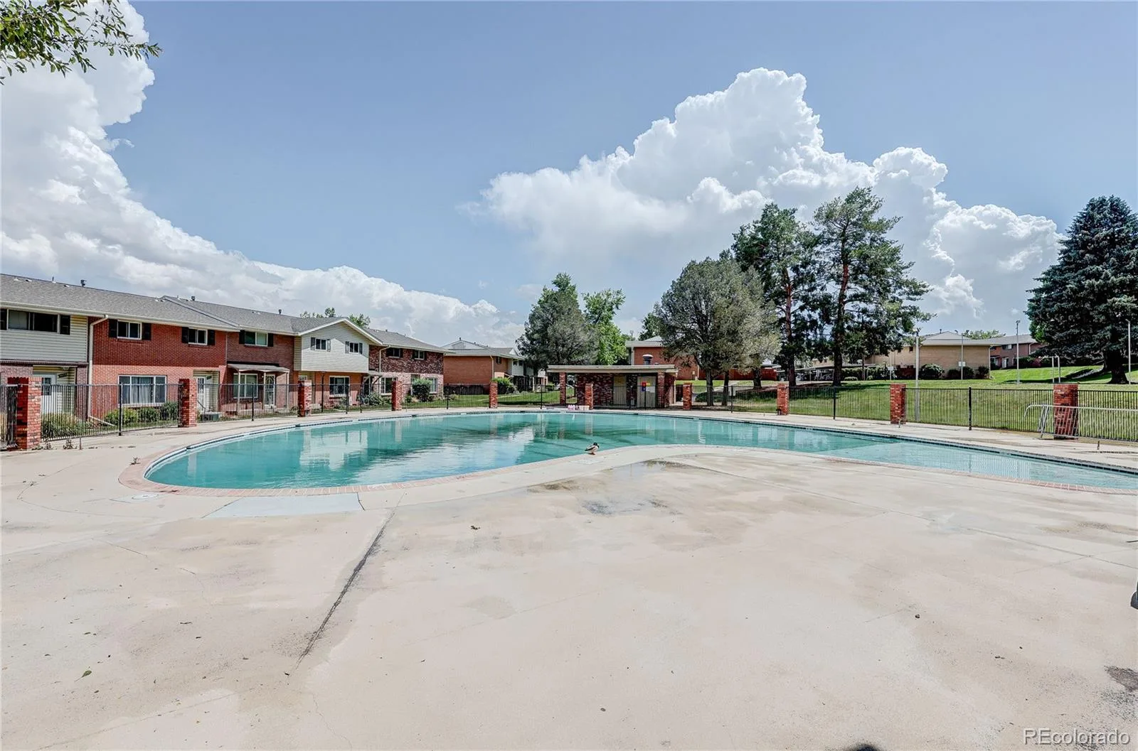 3935 S Boston Denver CO 80237 | MLS #REC5209794 06042026141620 1600 23