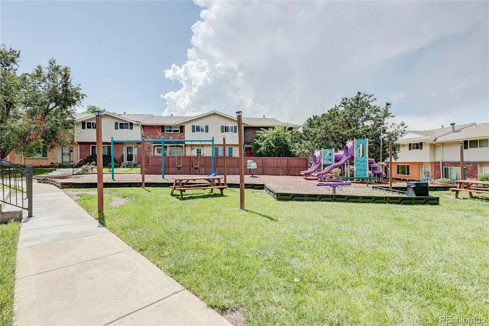 3935 S Boston Denver CO 80237 | MLS #REC5209794 06042026141620 1600 28