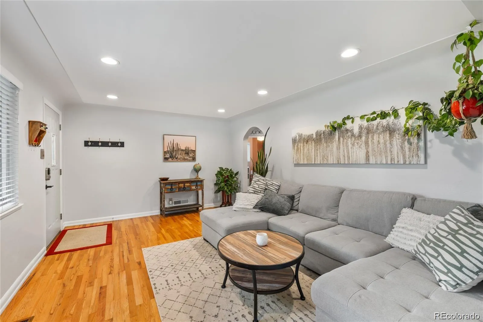 04092026174329 1600 3