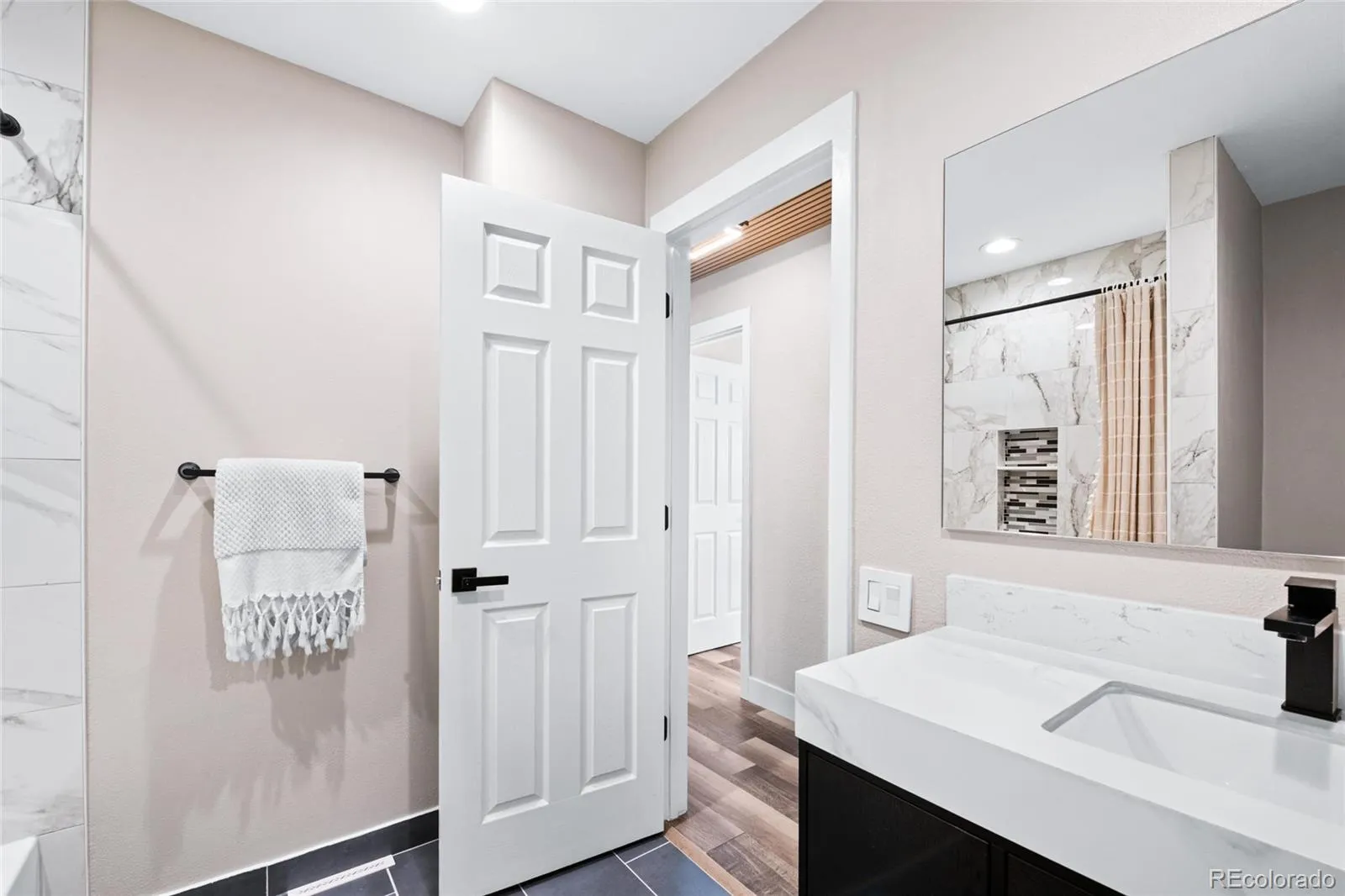 9012 W Center Avenue Lakewood CO 80226 MLS #REC5212313 05142026155903 1600 22
