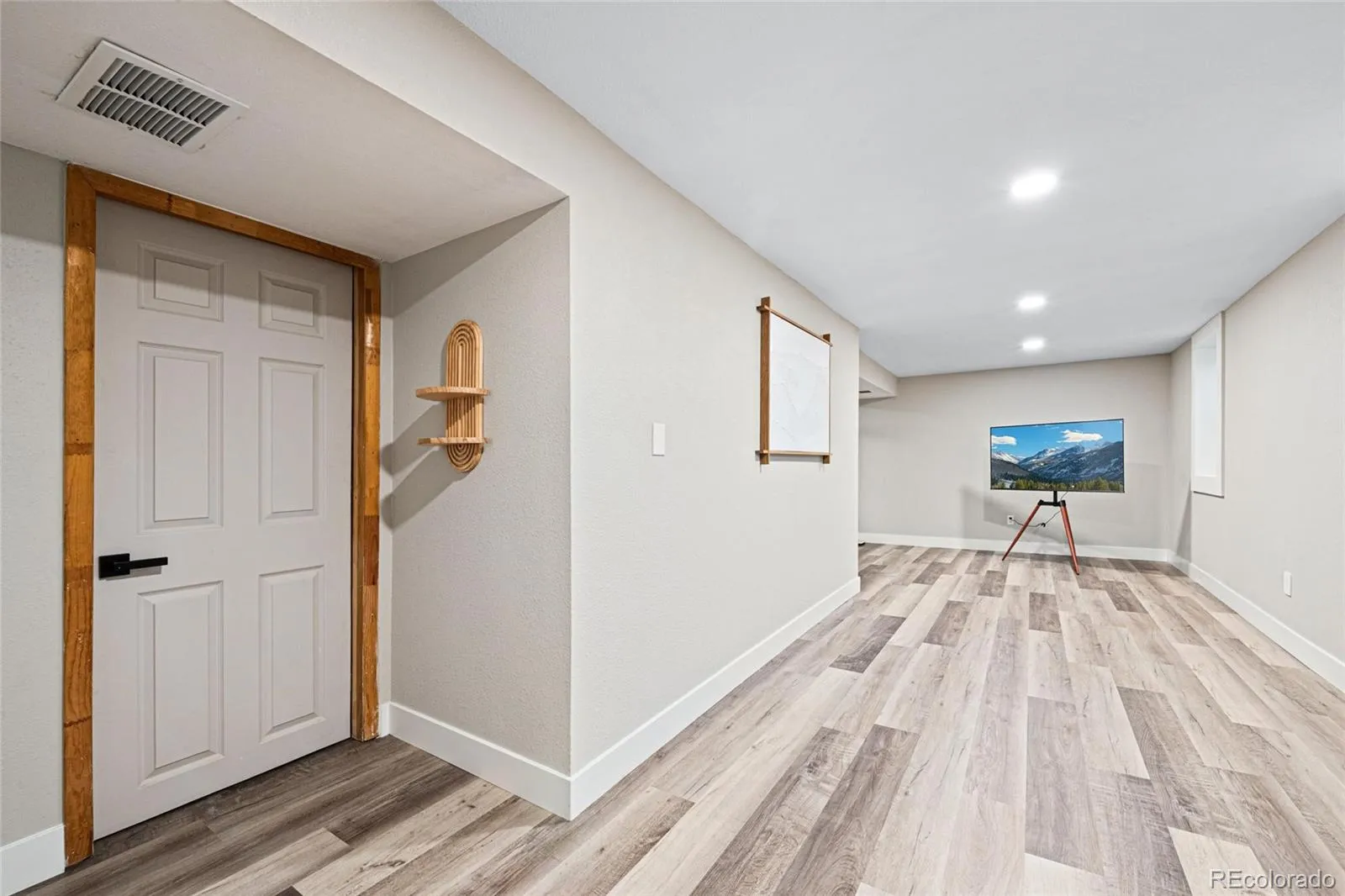 9012 W Center Avenue Lakewood CO 80226 MLS #REC5212313 05142026155903 1600 35