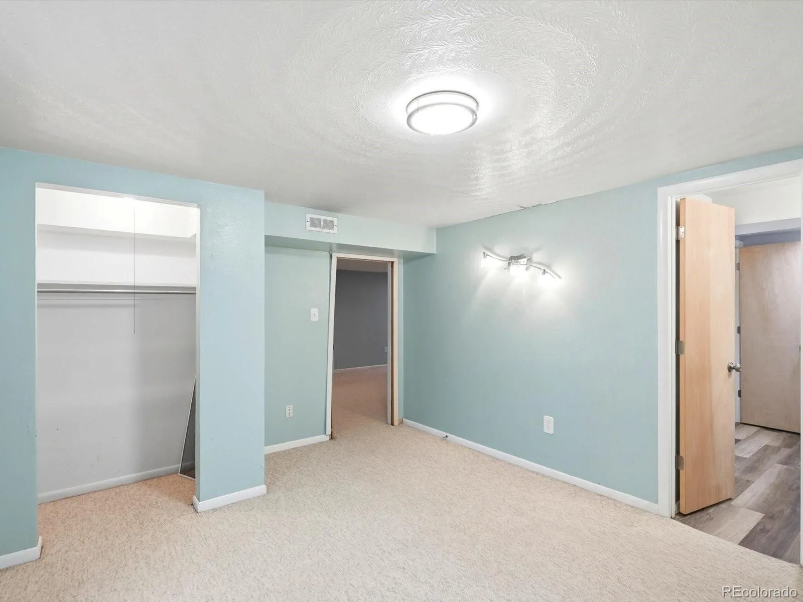 778 W Briarwood Avenue Littleton CO 80120 MLS #REC5212441 07082026222909 1600 18