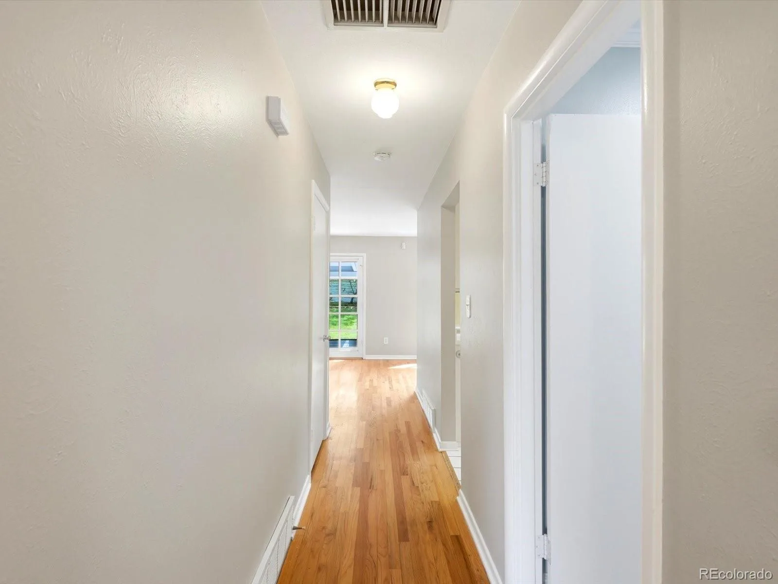 778 W Briarwood Avenue Littleton CO 80120 MLS #REC5212441 07082026222909 1600 29