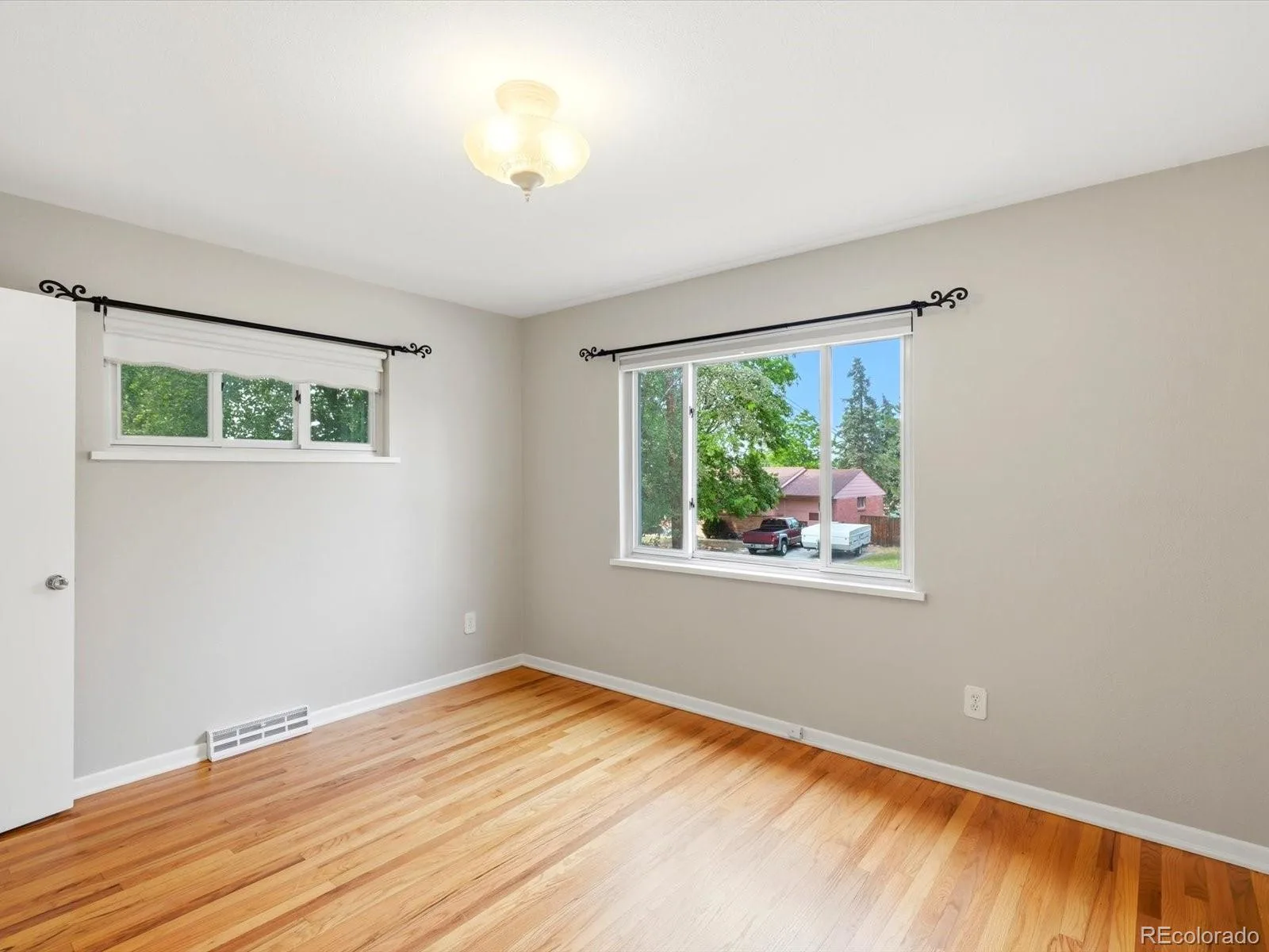 778 W Briarwood Avenue Littleton CO 80120 MLS #REC5212441 07082026222909 1600 31