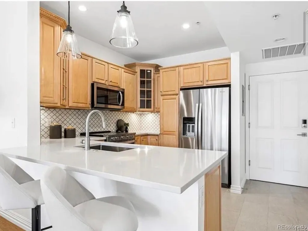 2700 E Cherry Creek South Drive #218 Denver CO 80209 | MLS #REC5212730 10162026233053 1024 3