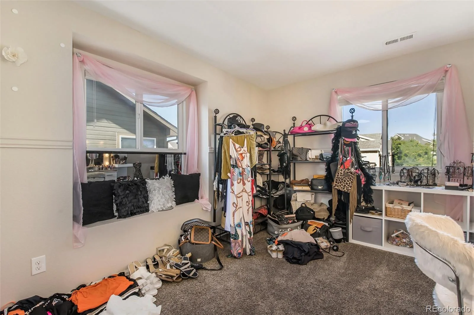 11058 Oswego Street Commerce City CO 80640 | MLS #REC5213326 08252026005500 1600 16