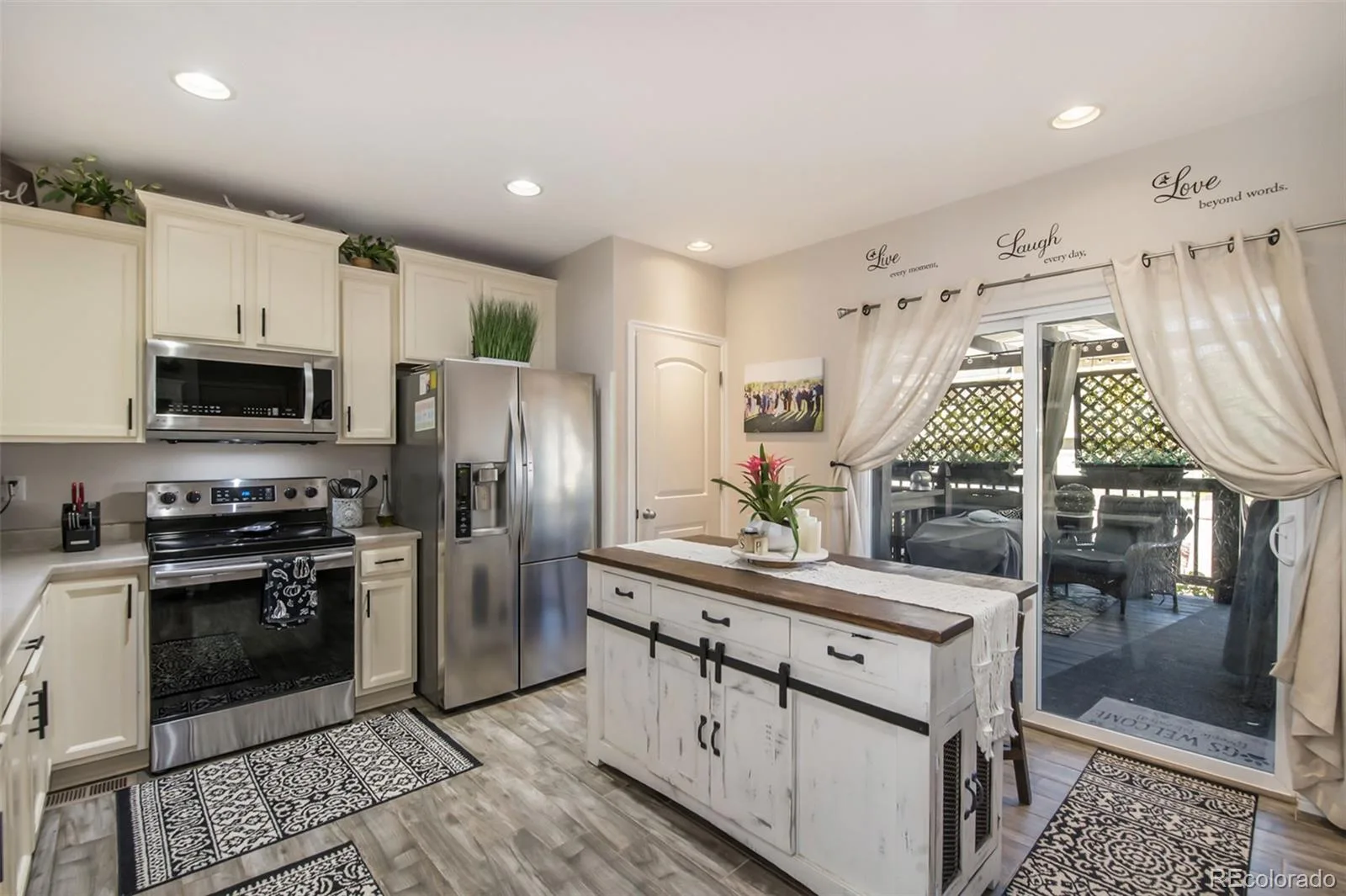 11058 Oswego Street Commerce City CO 80640 | MLS #REC5213326 08252026005500 1600 5