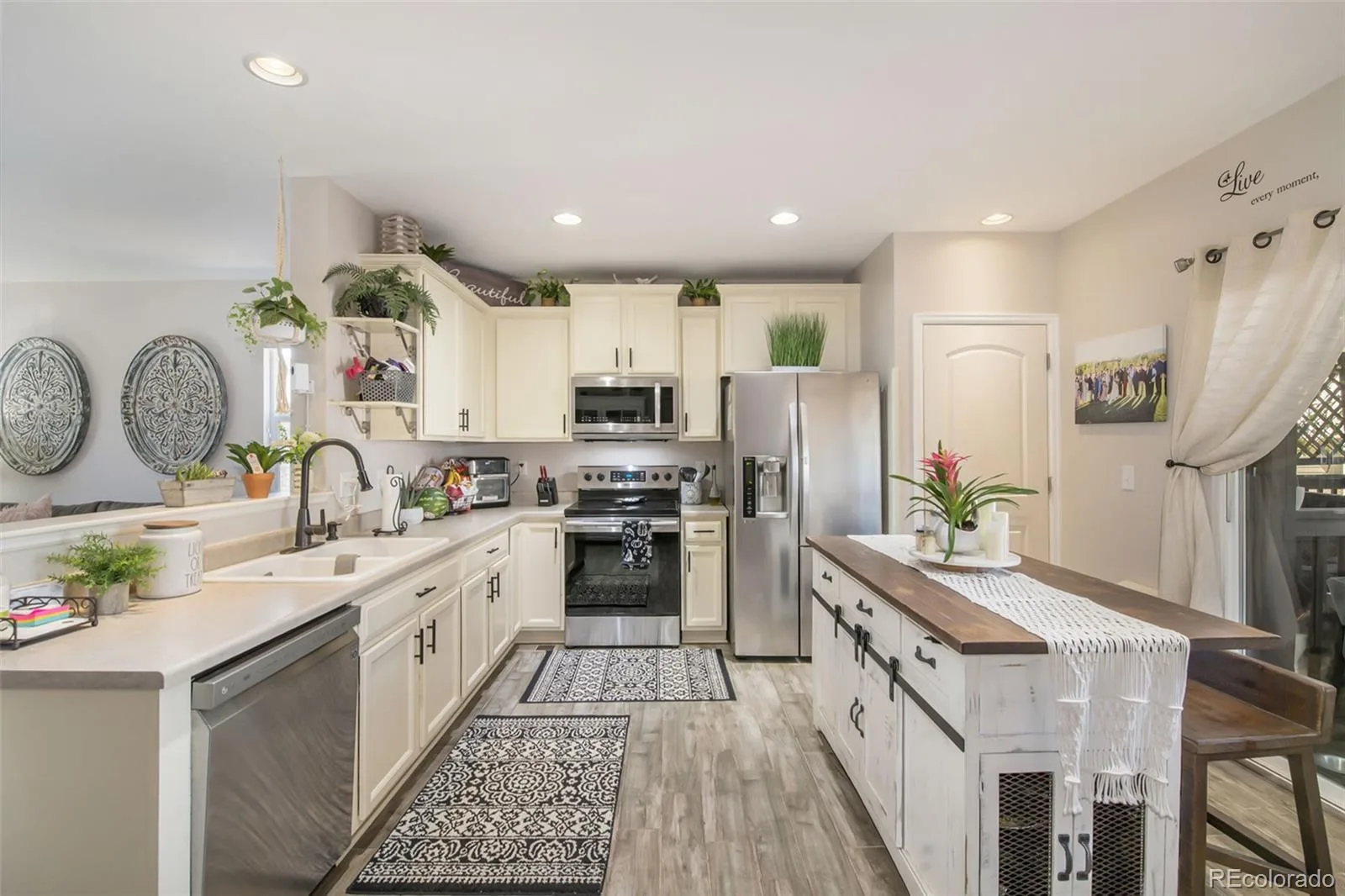 11058 Oswego Street Commerce City CO 80640 | MLS #REC5213326 08252026005500 1600 6