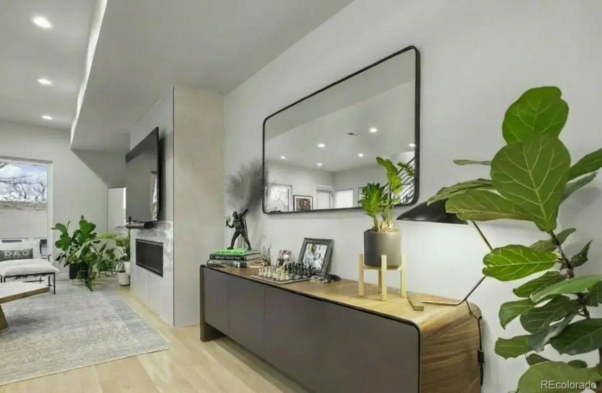 01232026183253 1200 12