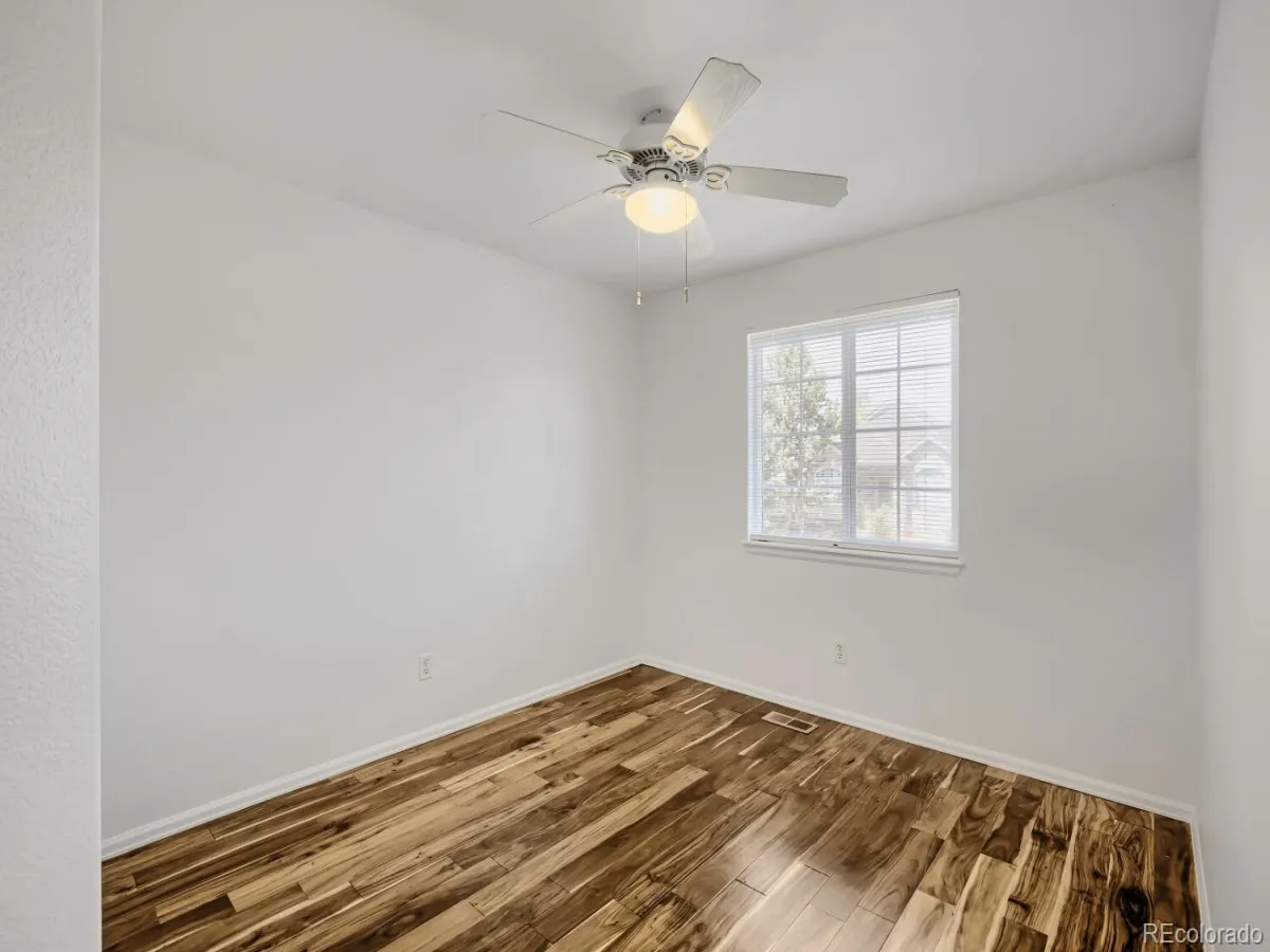 1633 Deerwood Drive Longmont CO 80504 MLS #REC5214990 05152026195827 1200 19