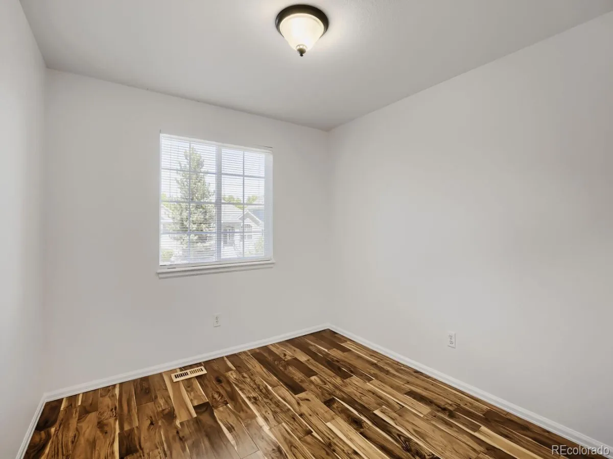1633 Deerwood Drive Longmont CO 80504 MLS #REC5214990 05152026195827 1200 20