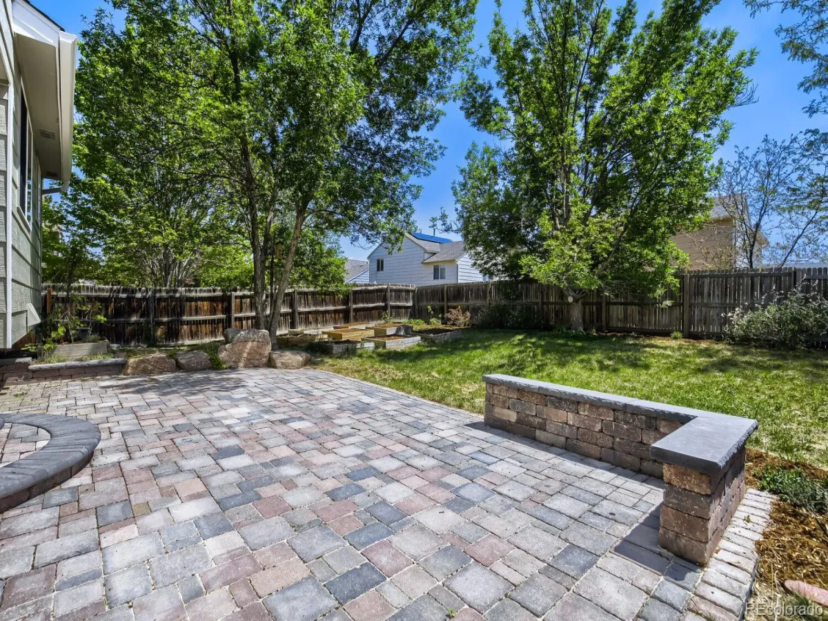 1633 Deerwood Drive Longmont CO 80504 MLS #REC5214990 05152026195827 1200 22