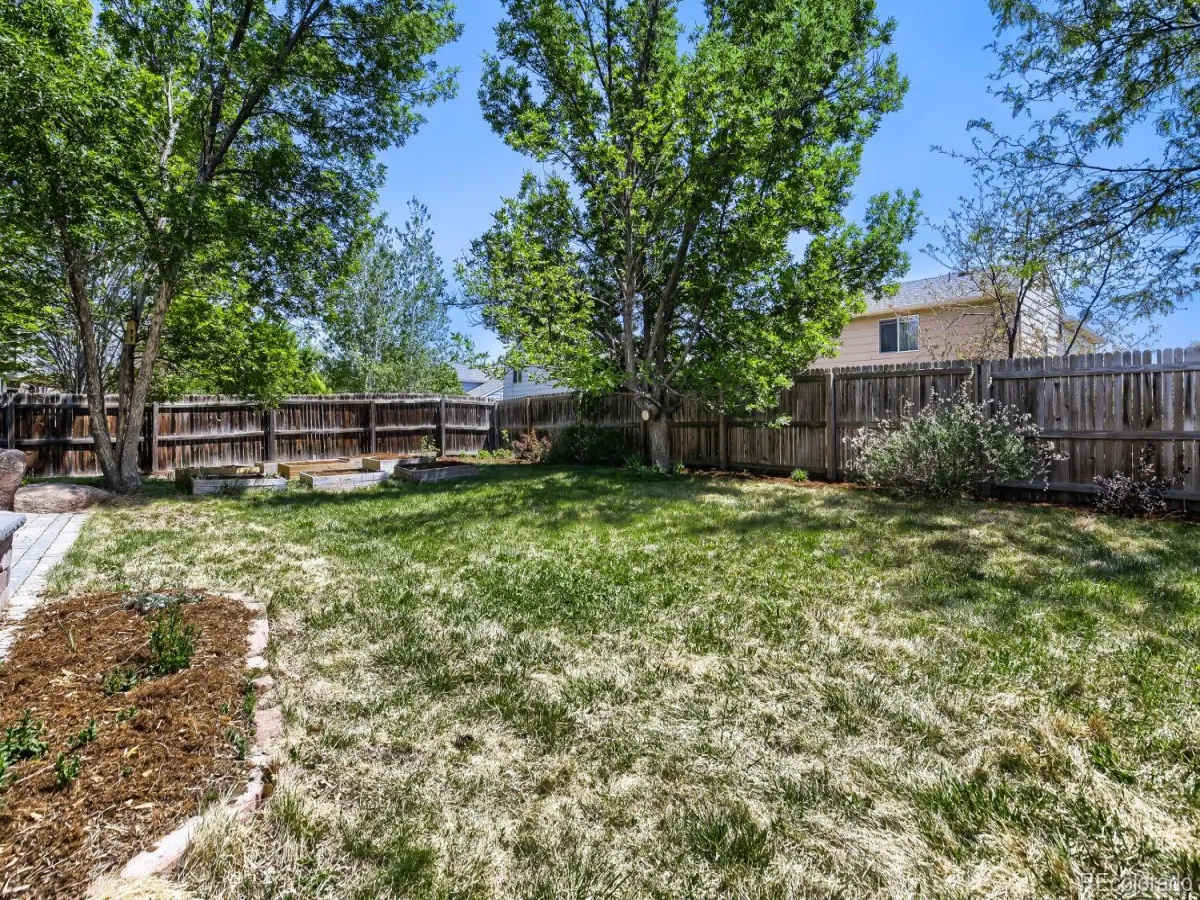 1633 Deerwood Drive Longmont CO 80504 MLS #REC5214990 05152026195827 1200 27