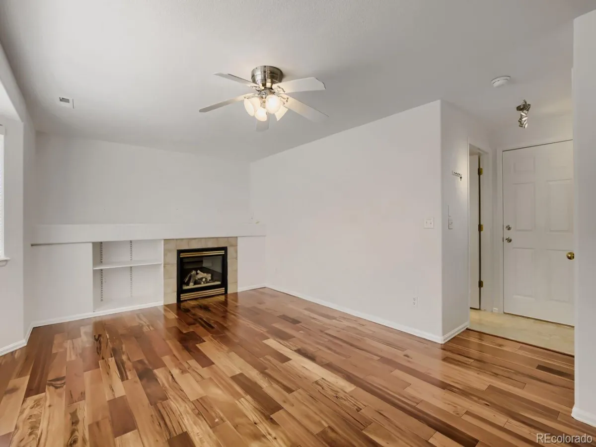 1633 Deerwood Drive Longmont CO 80504 MLS #REC5214990 05152026195827 1200 5