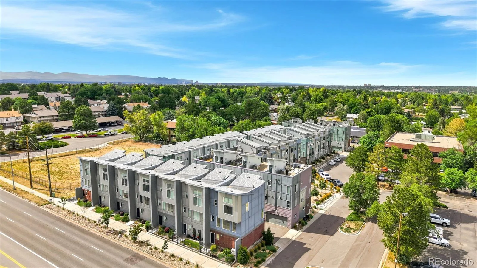 8711 E Hampden Avenue #11 Denver CO 80231 | MLS #REC5215855 08252026155332 1600 37